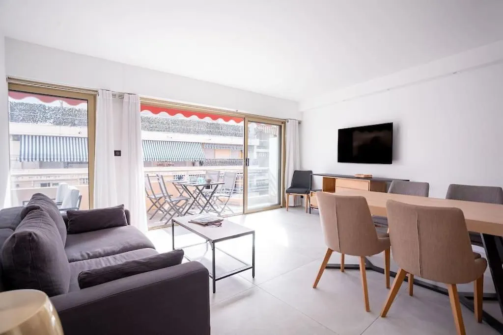Amazing Apartment With Private Terrace & Full Air Conditioning - Walk To The Beach, La Croisette! - Latour Maubourg 18 By Halldis Cannes Frankrijk