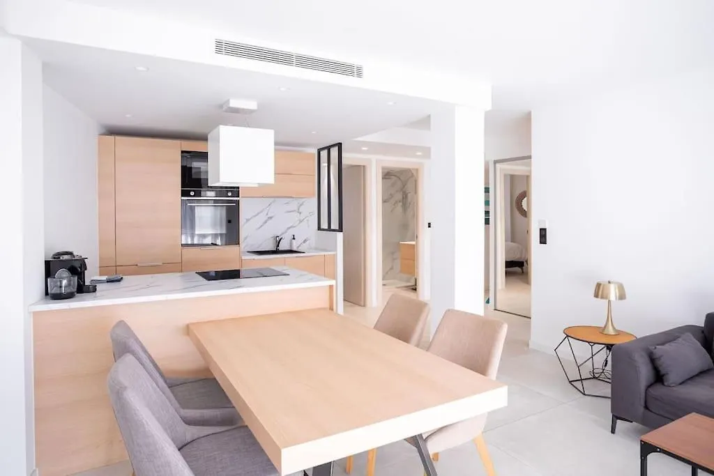 Apartment Amazing Apartment: Beachside Retreat with Terrace Cannes France