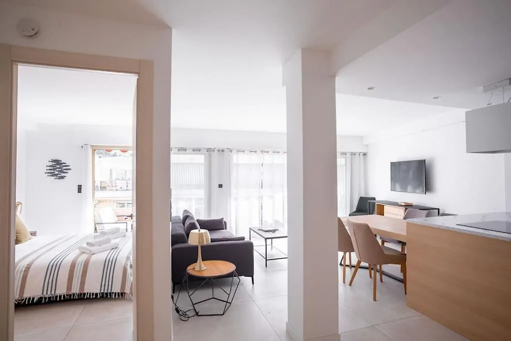 Amazing Apartment With Private Terrace & Full Air Conditioning - Walk To The Beach, La Croisette! - Latour Maubourg 18 By Halldis Cannes 0*,